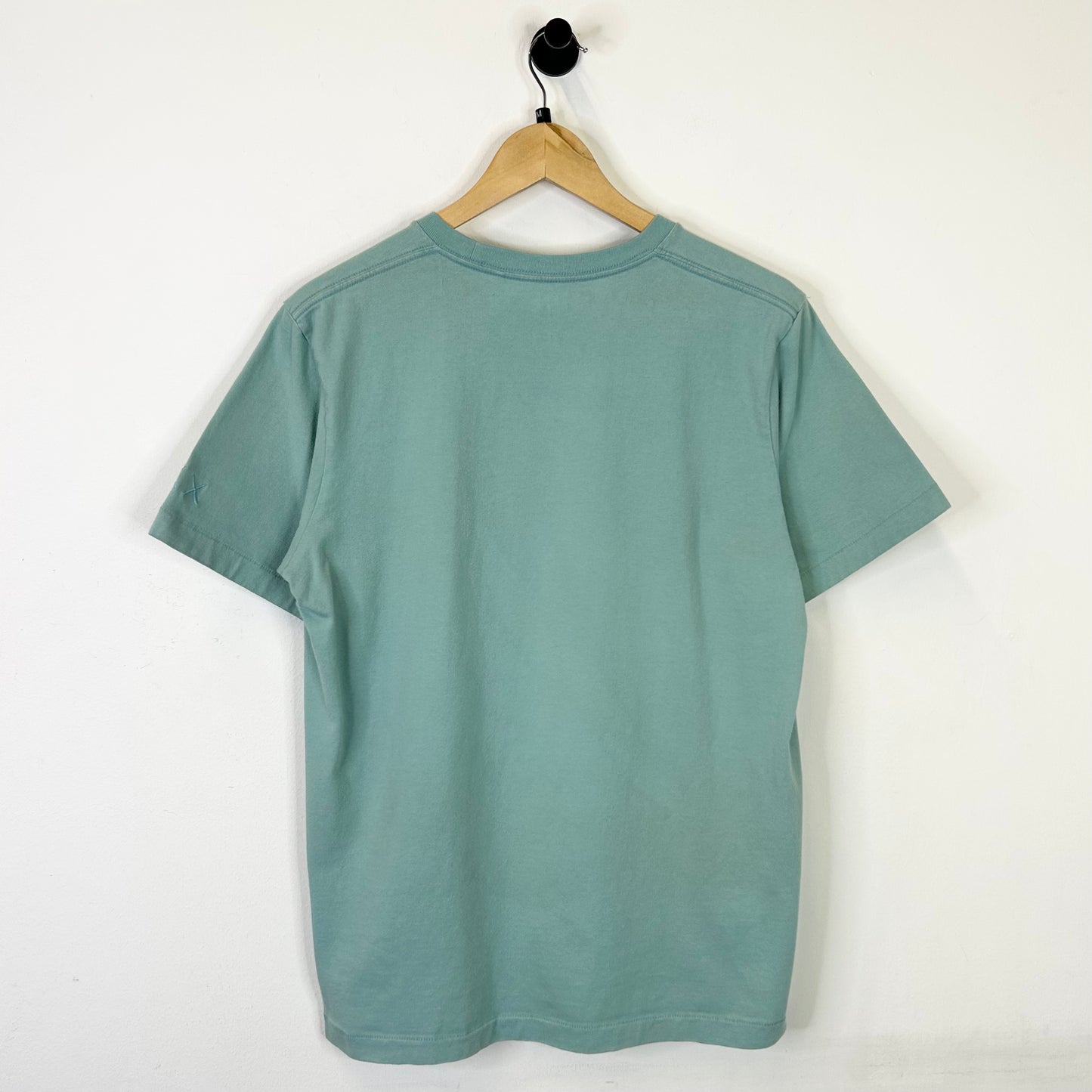 KAWS x UNIQLO BLUE BFF TEE