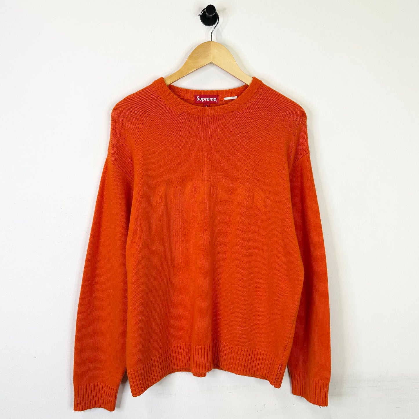 SUPREME EMBOSSED ORANGE KNIT SWEATER