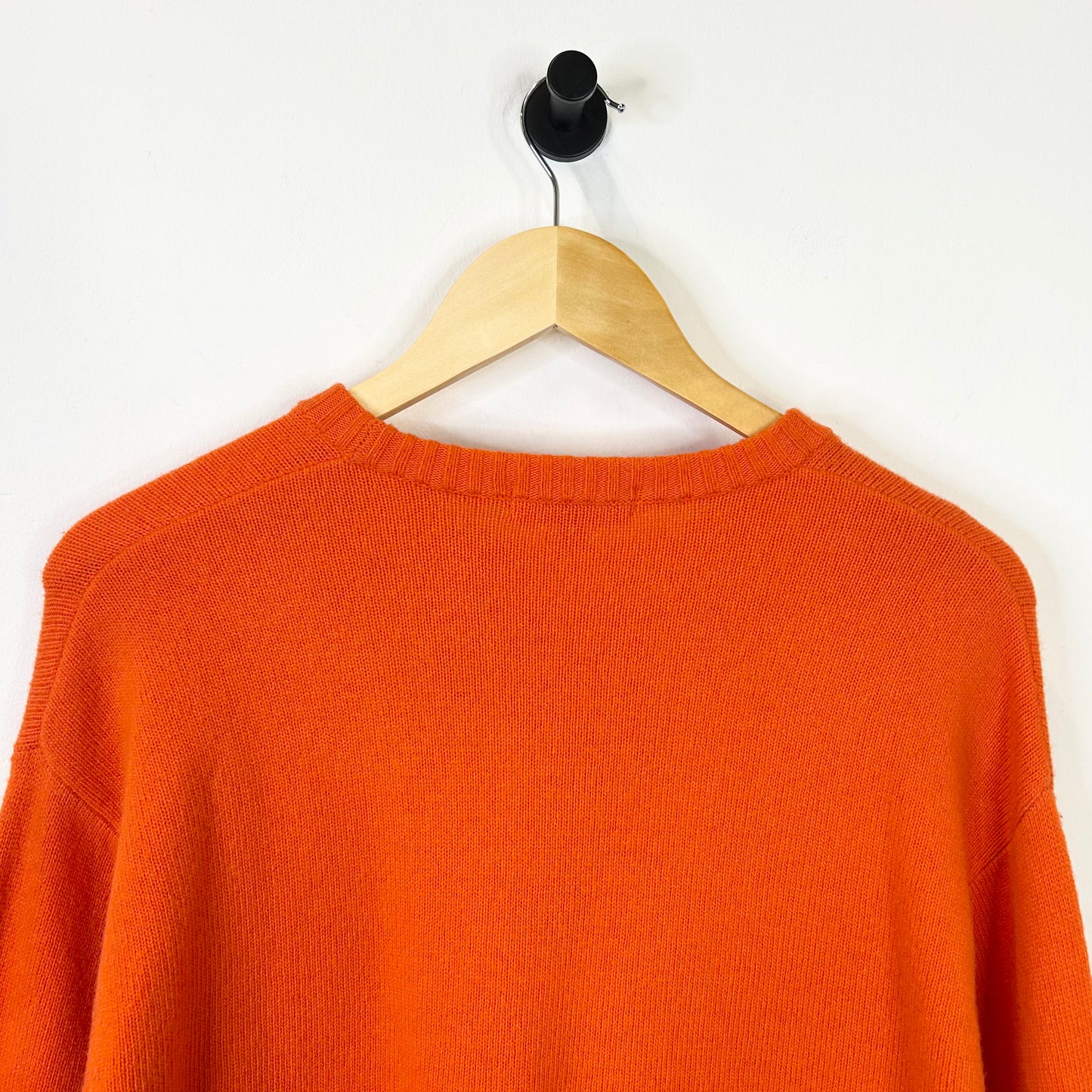 SUPREME EMBOSSED ORANGE KNIT SWEATER