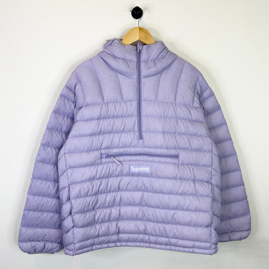SUPREME MICRO DOWN HALF HOODED LILAC PULLOVER