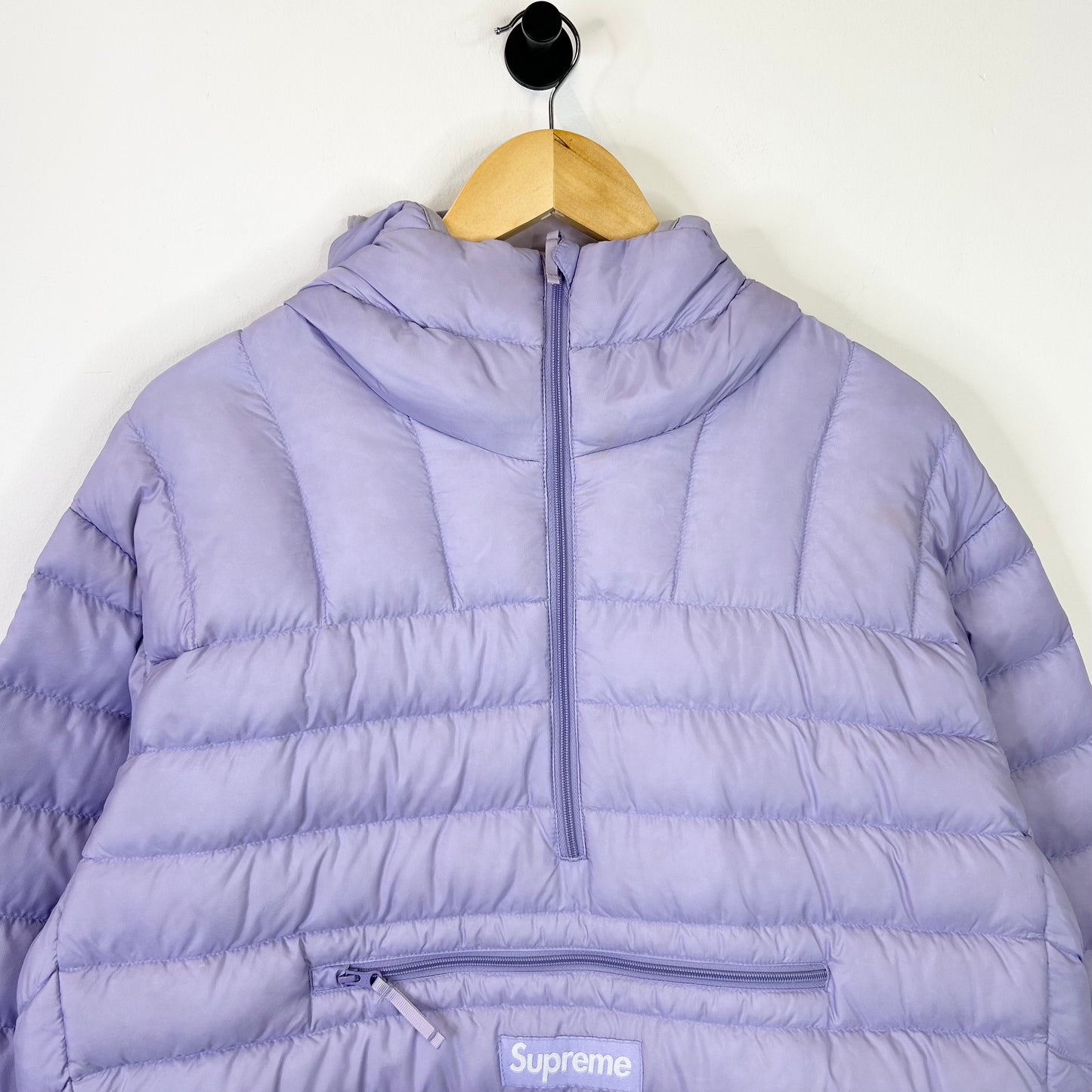 SUPREME MICRO DOWN HALF HOODED LILAC PULLOVER