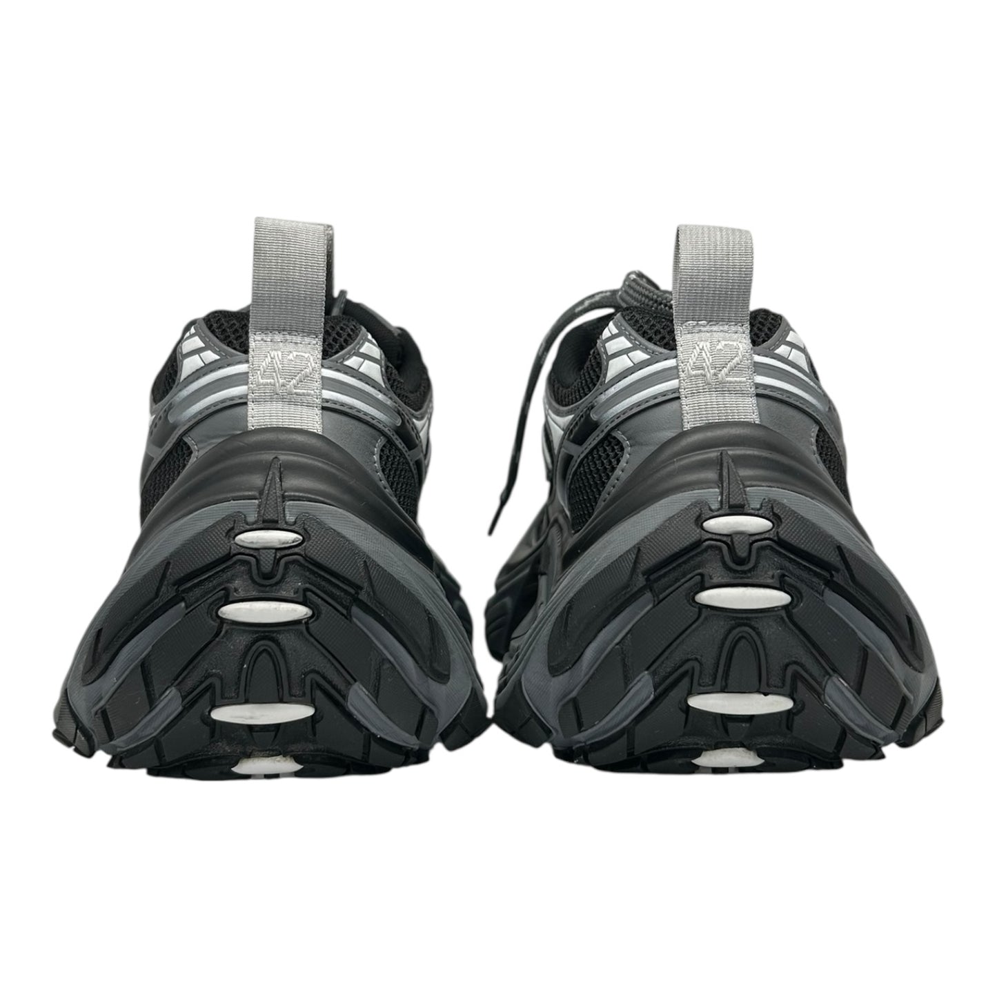 PREOWNED BALENCIAGA 6XL BLACK GREY