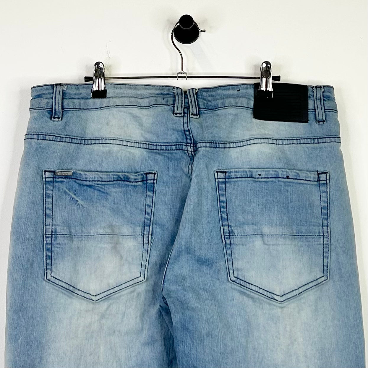 SERENEDE LIGHT WASH EMBROIDERED LOGO JEANS