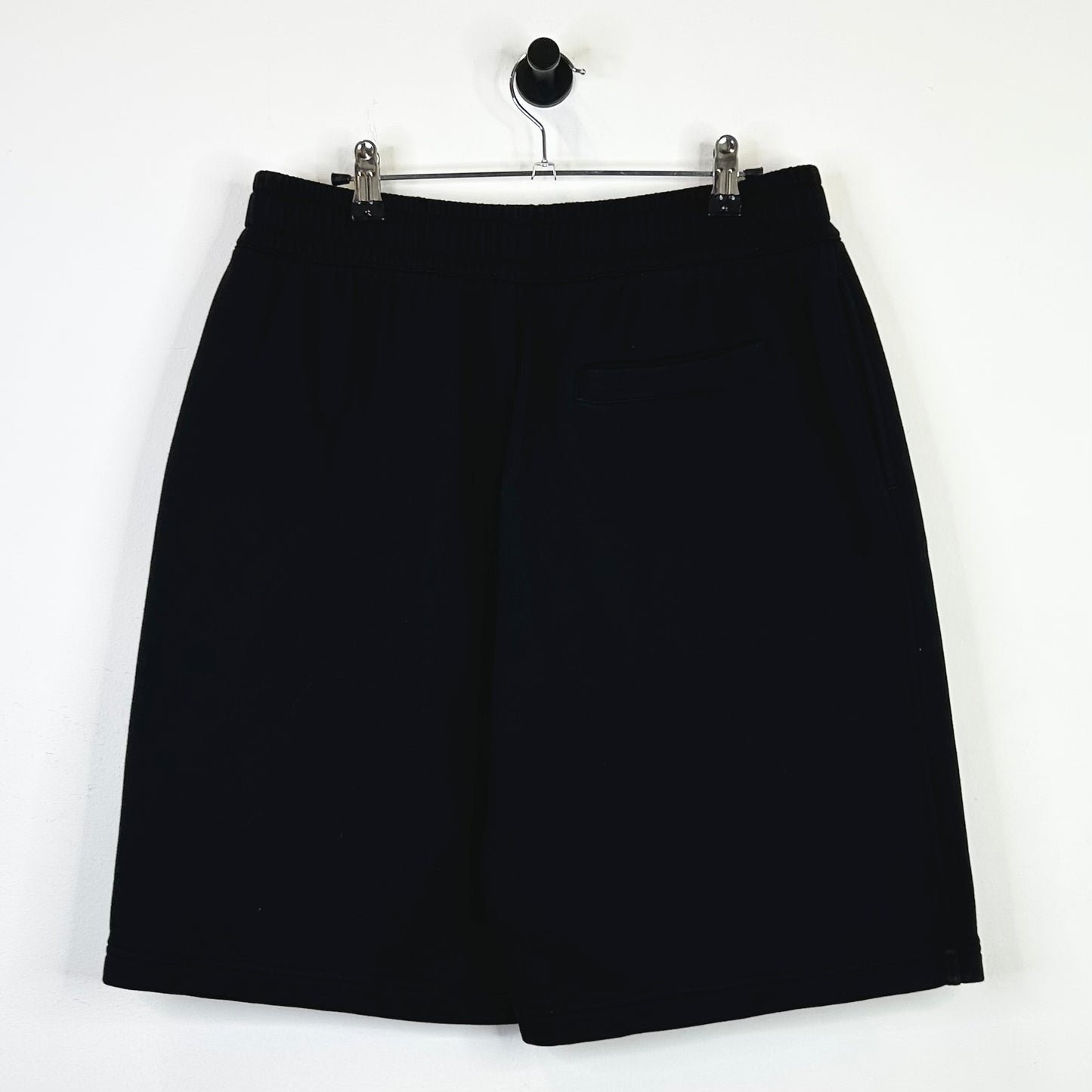BURBERRY EQUESTRIAN KNIGHT LOGO BLACK SHORTS