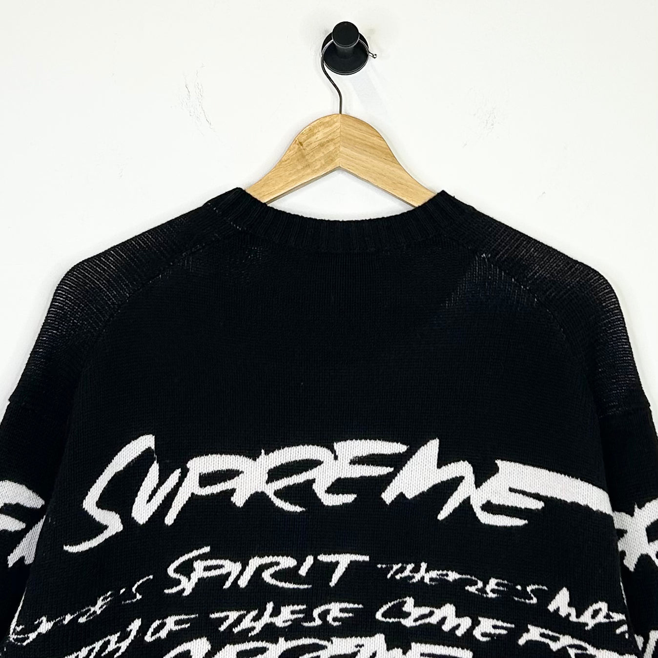 SUPREME FUTURA BLACK WHITE SCRIPT SWEATER