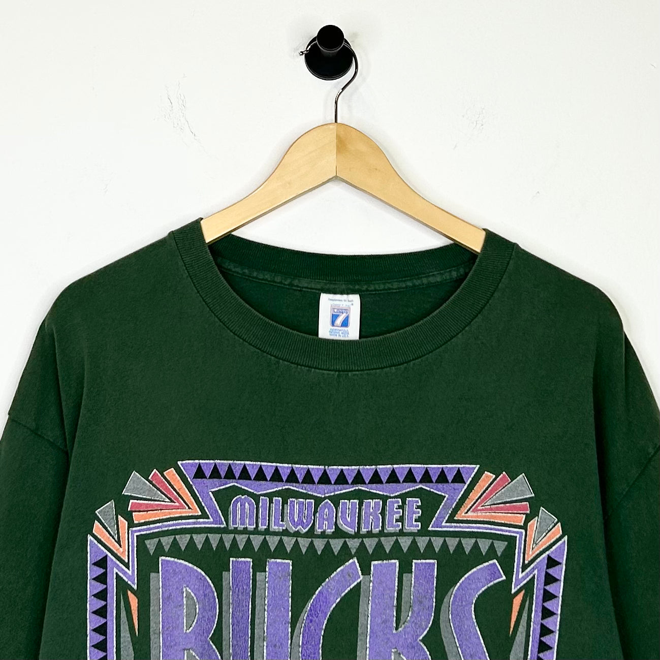 MILWAUKEE BUCKS EGYPTIAN LOGO GREEN TEE