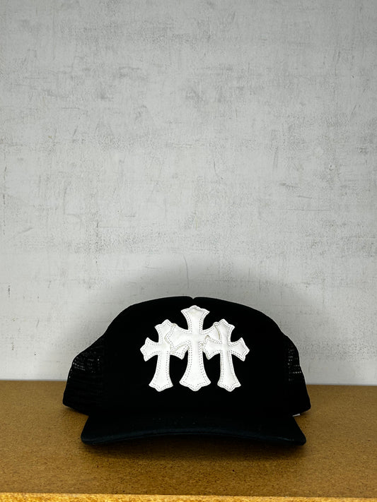 CHROME HEARTS CEMETARY TRIPPLE CROSS TRUCKER HAT