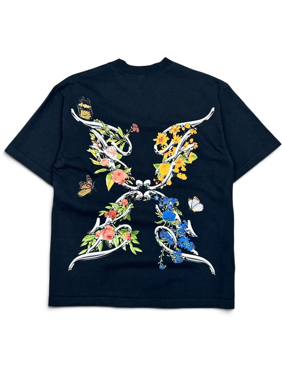 FLASHBACK FLORAL BUTTERFLY EFFECT CROPPED TEE BLACK